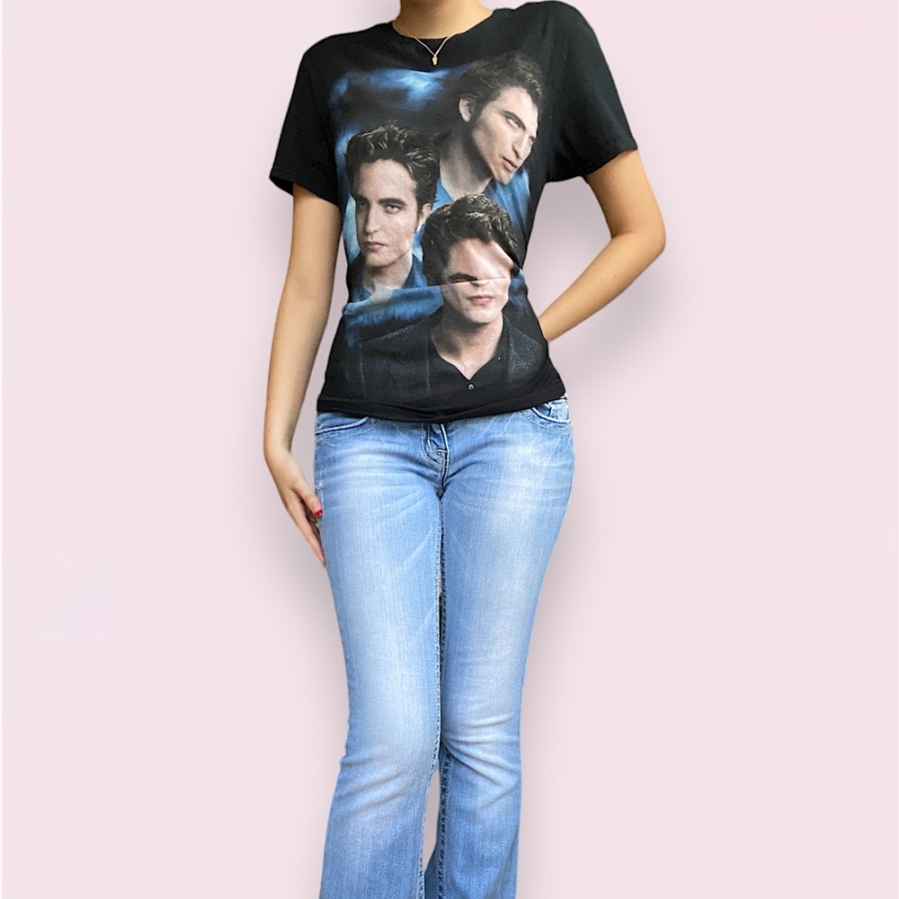 SOLD • twilight saga edward cullen t-shirt